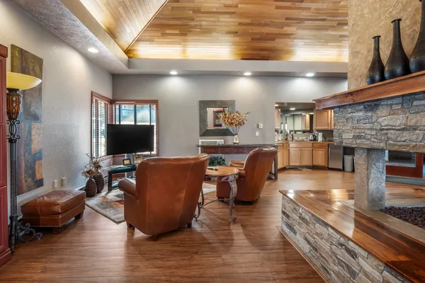 $334,900 | 164 South Coeur D'Alene Street, Unit C204, Spokane, WA 99201