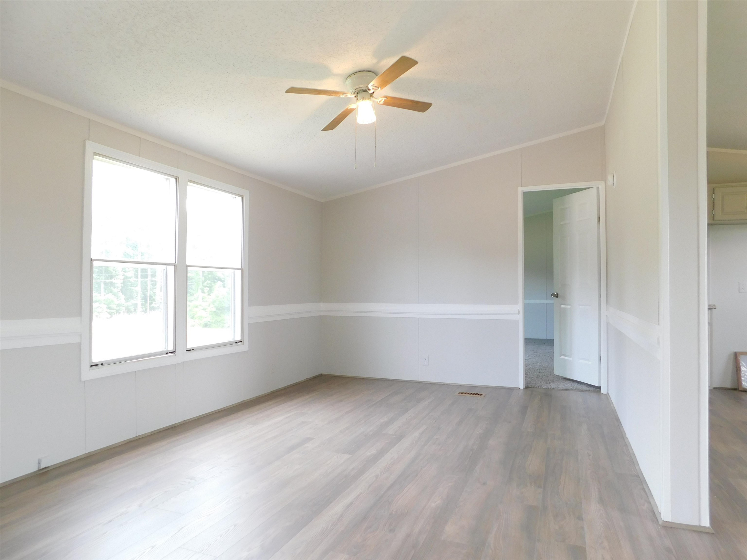 1022 Whitley Road Middlesex, NC 27557 - Photo 2 of 13 Living Room
