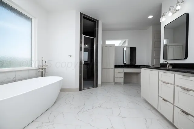 $450,000 | 10 Yuel Court, Canyon, TX 79015