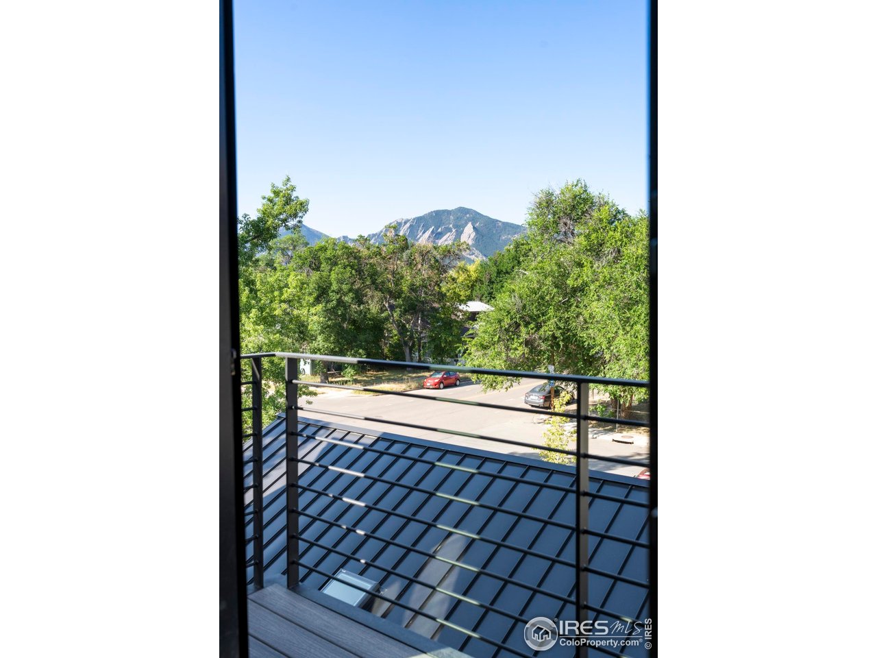 2709 Pine Street Boulder, CO 80302 - Photo 17 of 32 a picture of a bench in the balcony