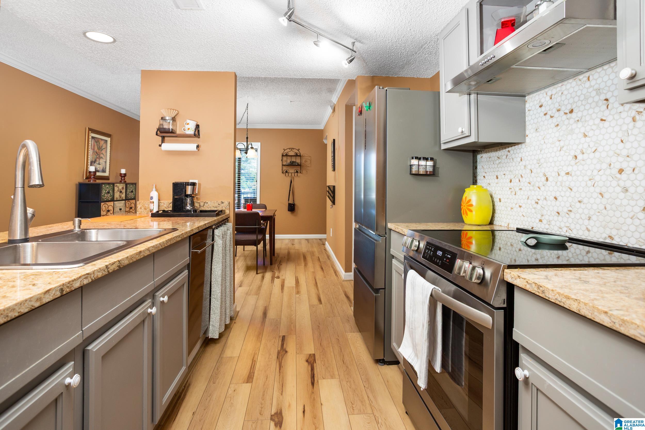 404 Paradise Isle, Unit 404 Riverside, AL 35135 - Photo 9 of 45