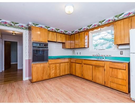 32 Beaverbrook Road Burlington, MA 01803 - Photo 13 of 30 Gallery Image 13