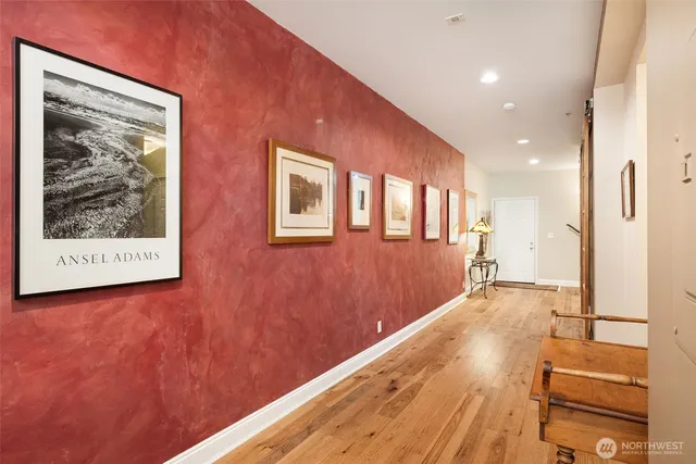 $899,000 | 526 1st Avenue South, Unit 511, Seattle, WA 98104