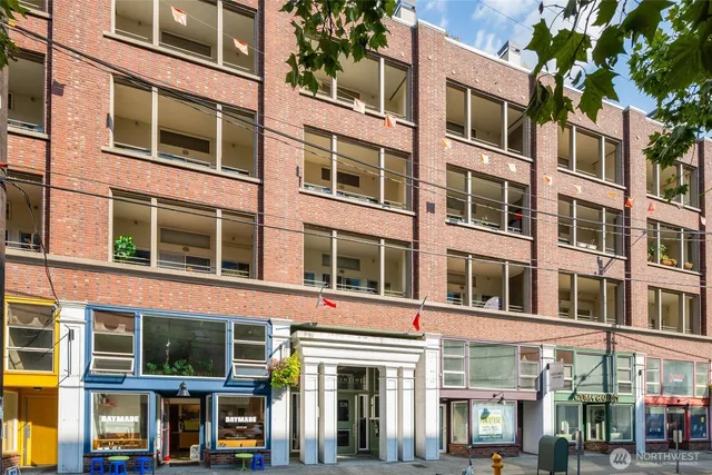 $899,000 | 526 1st Avenue South, Unit 511, Seattle, WA 98104