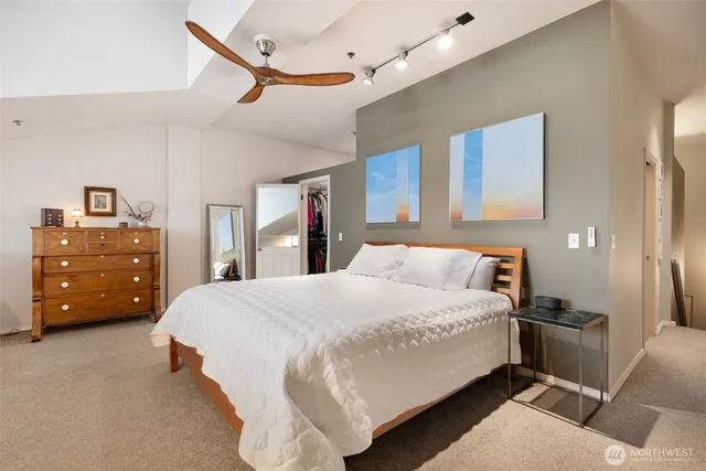 $899,000 | 526 1st Avenue South, Unit 511, Seattle, WA 98104