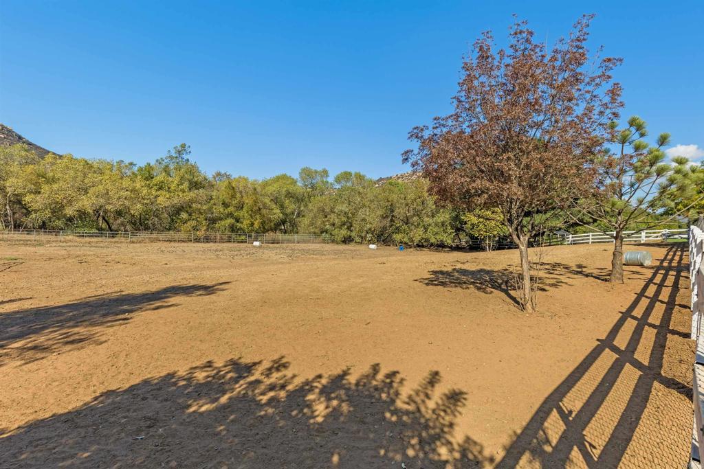22544 Tombill Road Ramona, CA 92065 - Photo 45 of 74 a view of an ocean with a mountain