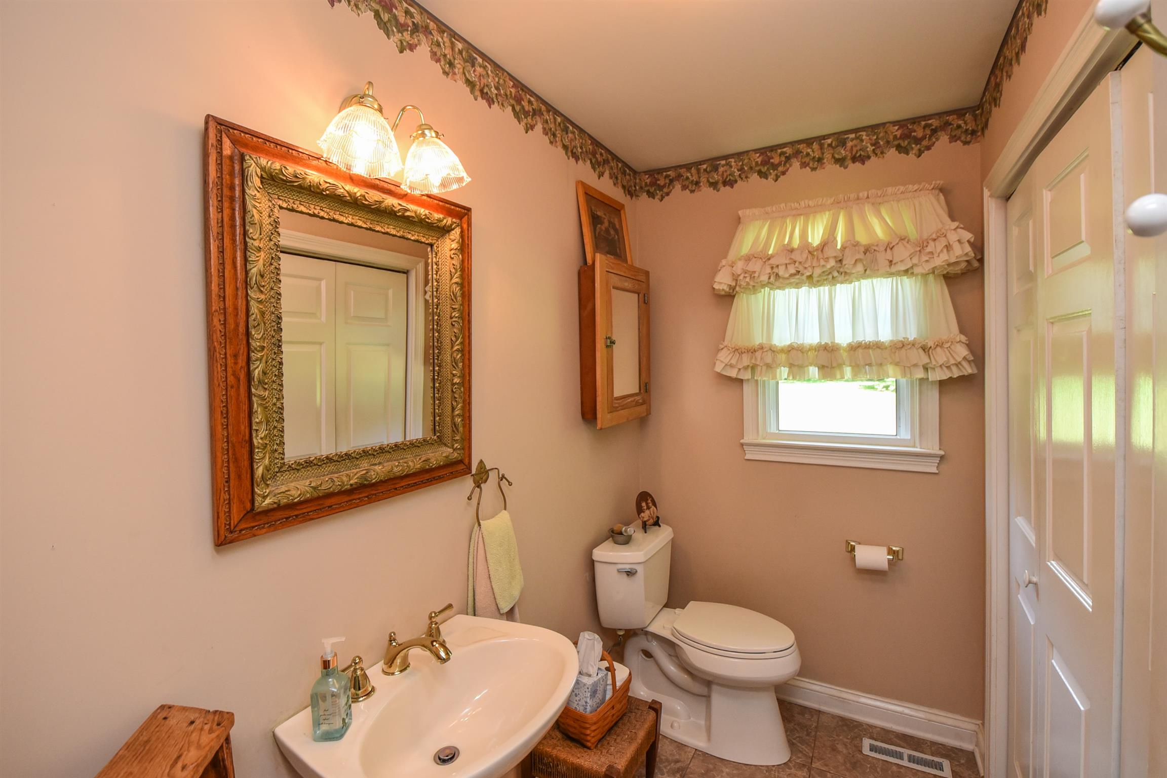 1716 Hudson Road Madison, TN 37115 - Photo 16 of 29 Gallery Image 16