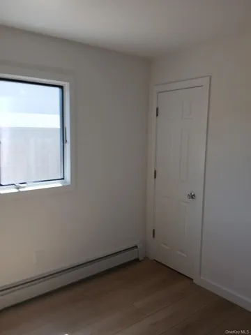 $579,990 | 4 Mercury Avenue, East Patchogue, NY 11772