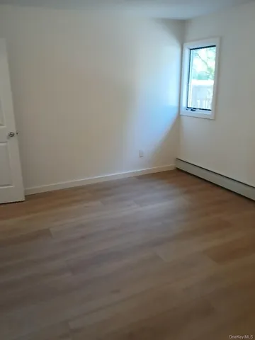 $579,990 | 4 Mercury Avenue, East Patchogue, NY 11772