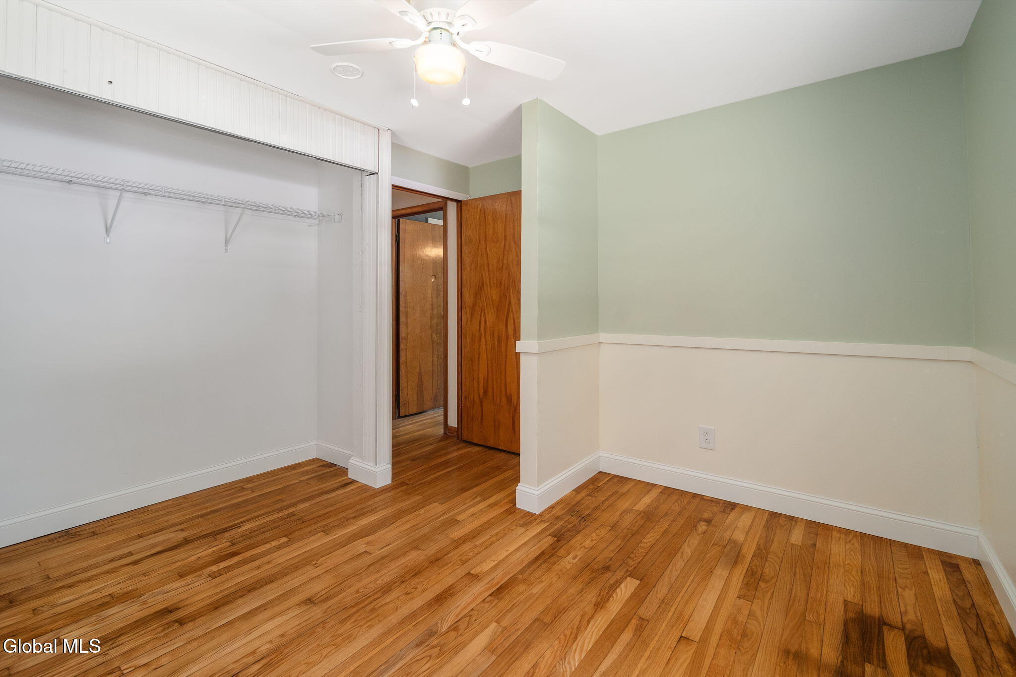 19 New Castle Road Halfmoon, NY 12065 - Photo 11 of 28 22-19NewcastleRd_22