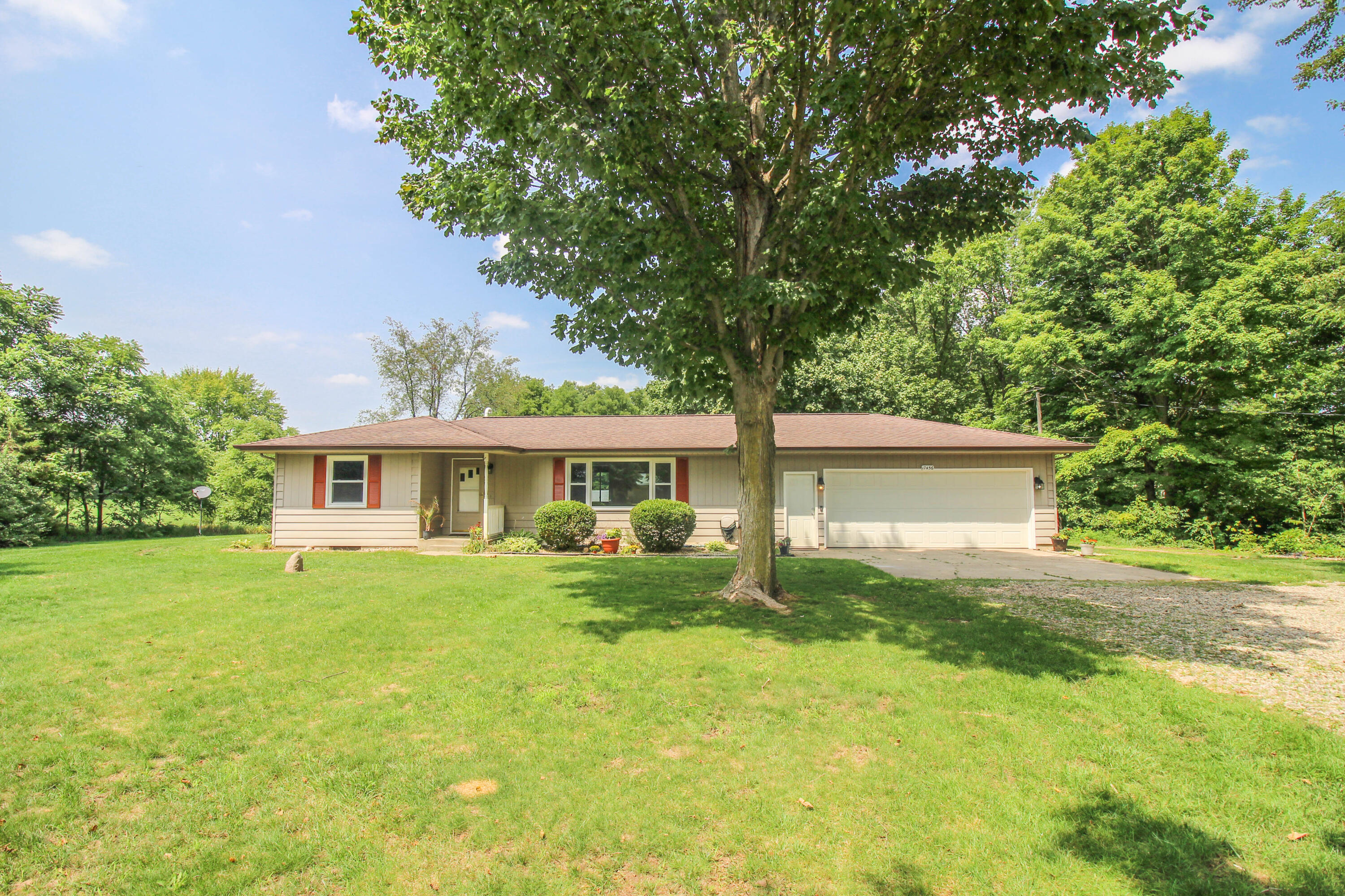 17456 M Highway 86 Three Rivers, MI 49093 - Photo 1 of 29 M86-0277