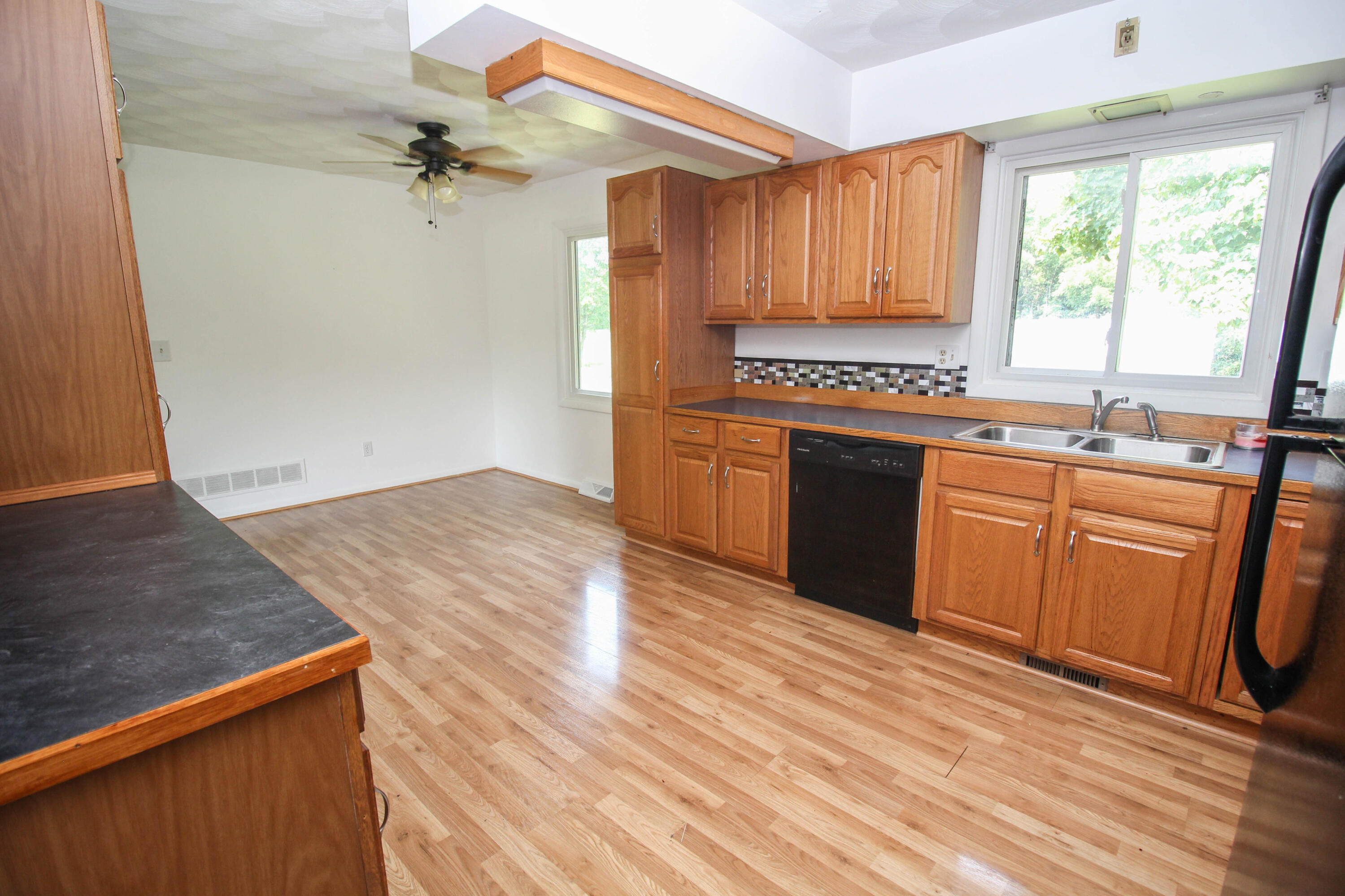 17456 M Highway 86 Three Rivers, MI 49093 - Photo 14 of 29 M86-0235