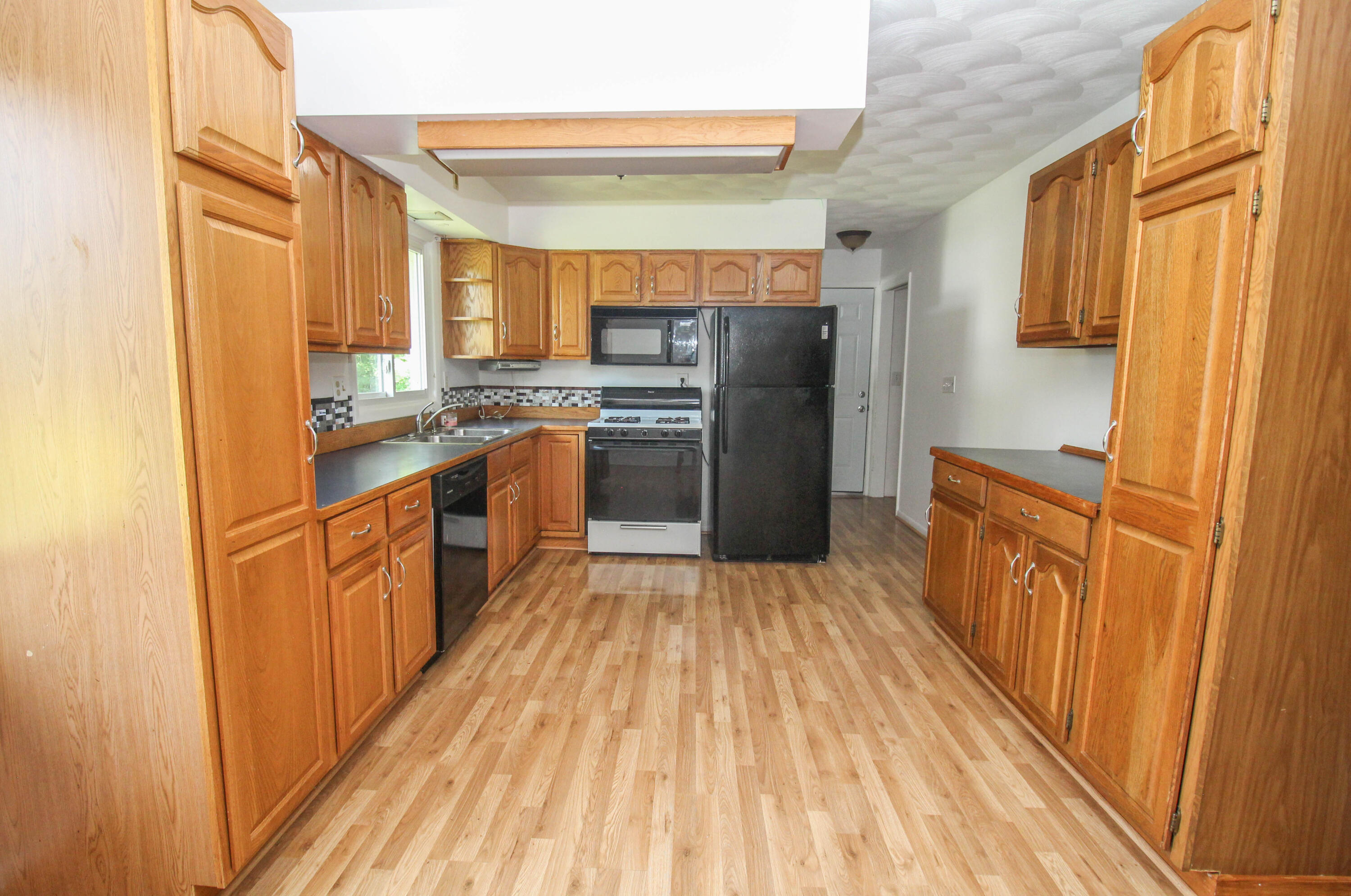 17456 M Highway 86 Three Rivers, MI 49093 - Photo 17 of 29 M86-0240