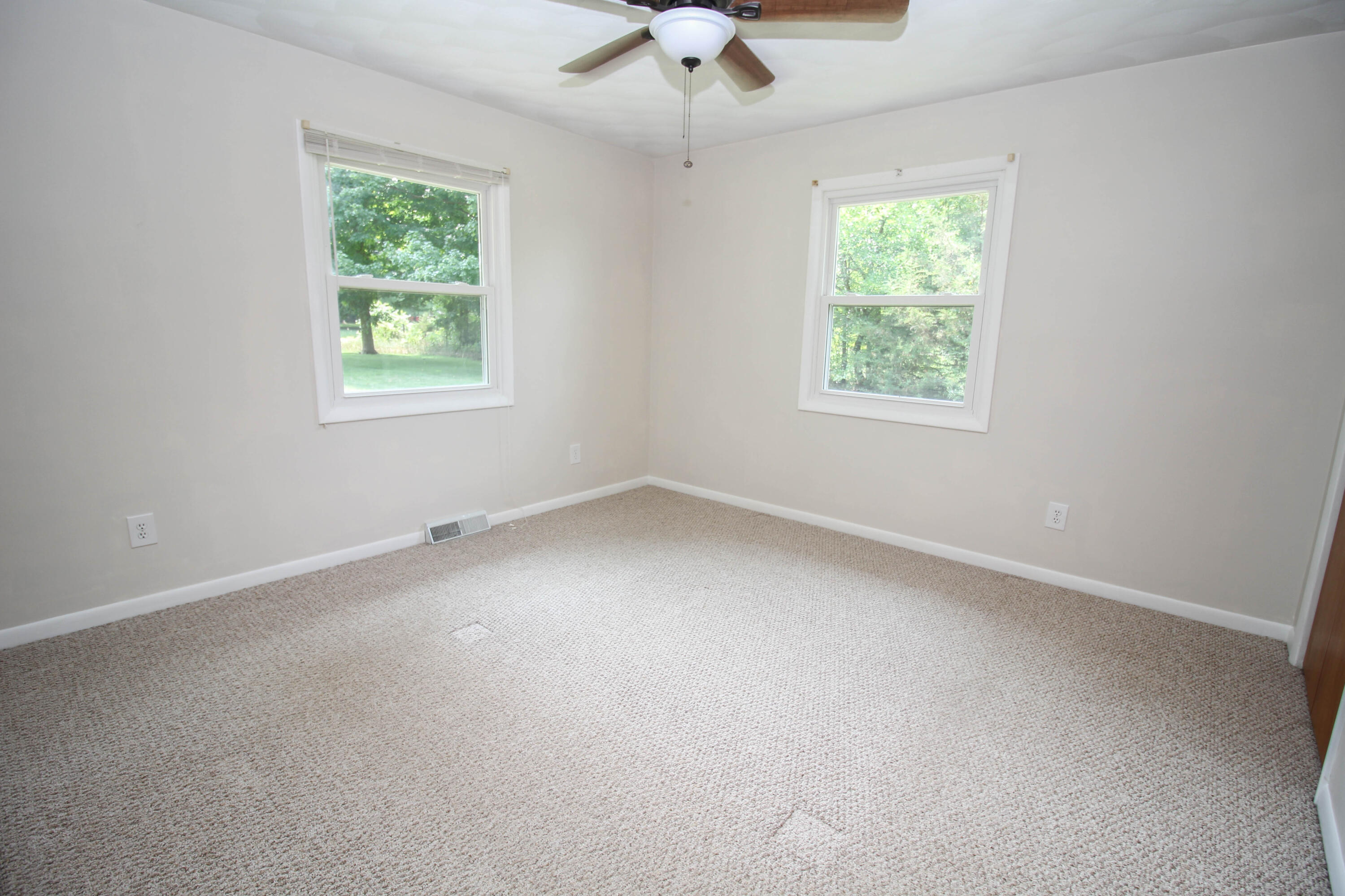 17456 M Highway 86 Three Rivers, MI 49093 - Photo 21 of 29 M86-0249