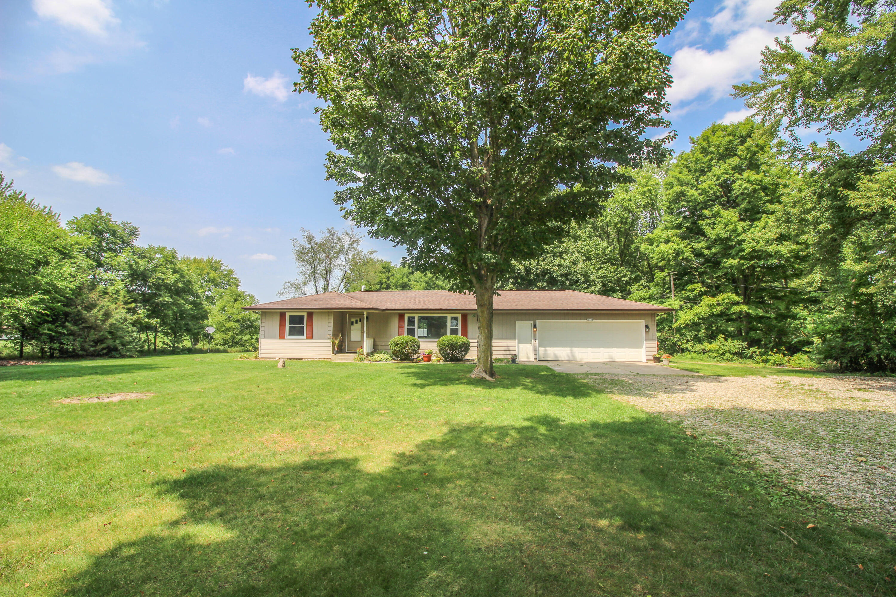 17456 M Highway 86 Three Rivers, MI 49093 - Photo 3 of 29 M86-0274