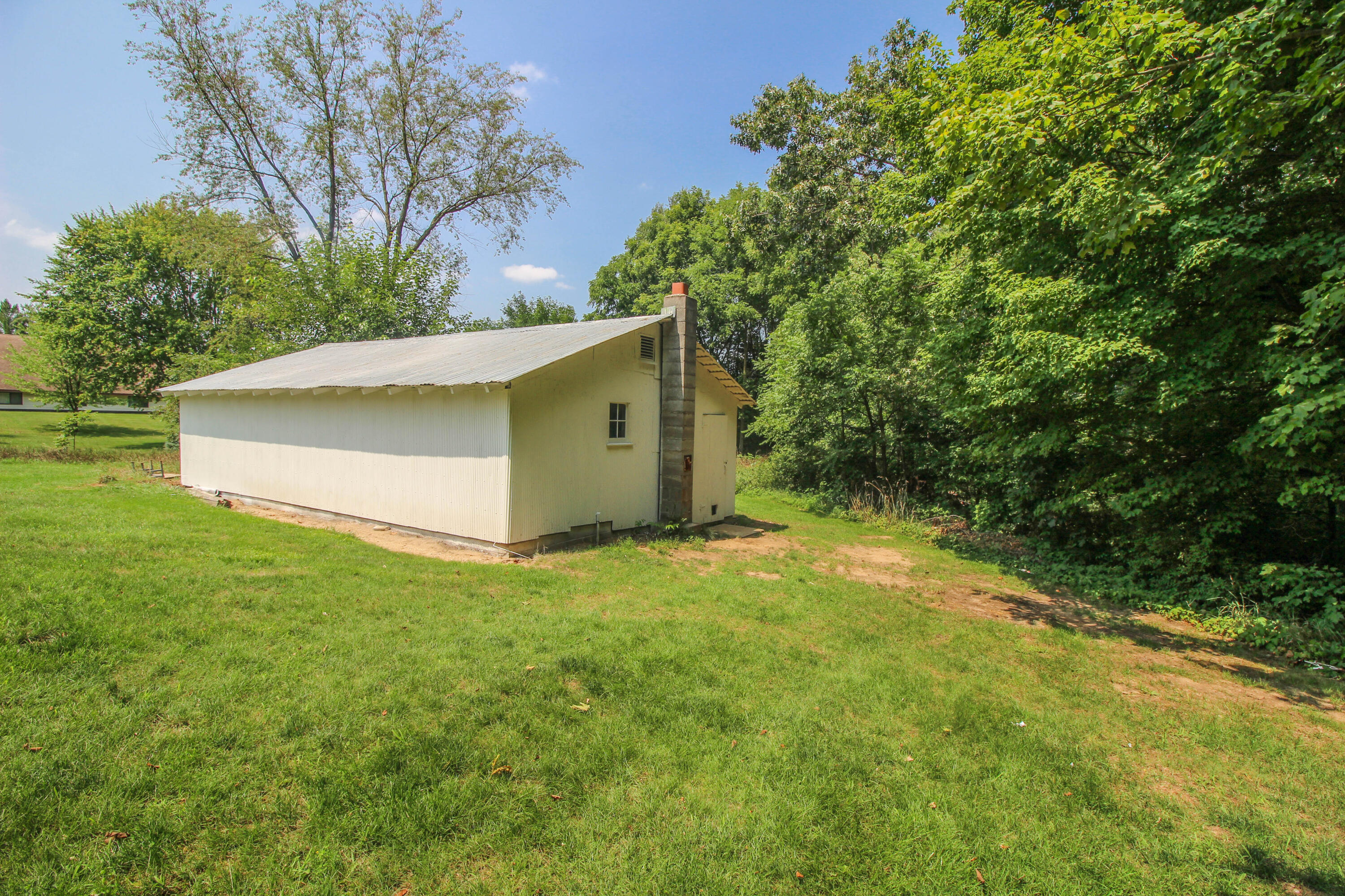 17456 M Highway 86 Three Rivers, MI 49093 - Photo 8 of 29 M86-0220