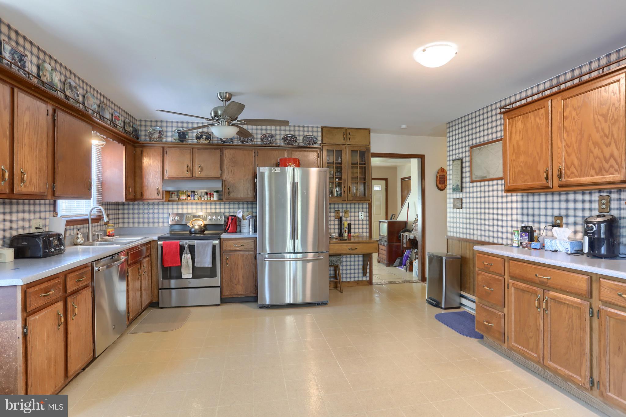 721 Tamarack Trail Reading, PA 19607 - Photo 7 of 41