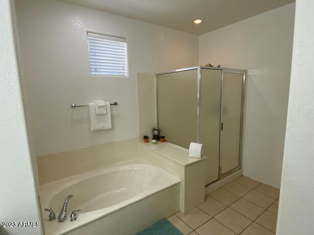 15221 North Clubgate Drive, Unit 2030 Scottsdale, AZ 85254 - Photo 14 of 26 a bathroom with a bathtub and a shower