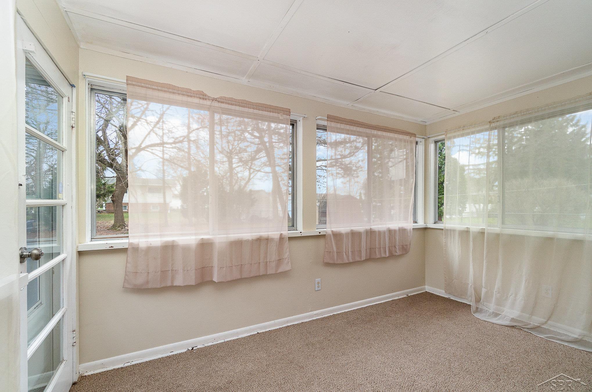 2975 Wieneke Road Saginaw, MI 48603 - Photo 14 of 20 50171190-27724bbd-81e2-4fe0-b1b1-f108b4f1638c.JPG