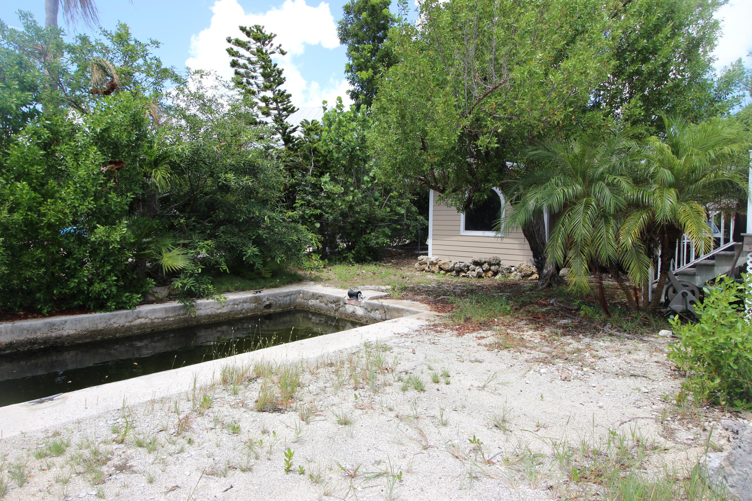 28230 County Road Summerland Key, FL 33042 - Photo 20 of 26 IMG_4188