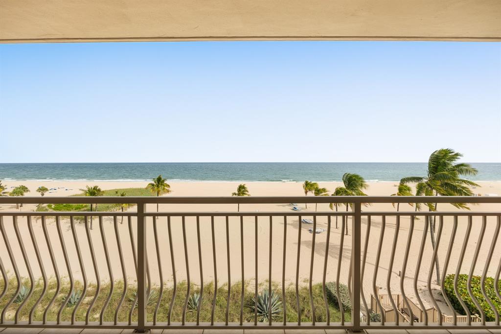 1710 South Ocean Lane, Unit 404 Fort Lauderdale, FL 33316 - Photo 3 of 33 a view of city and ocean