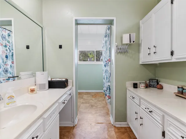 $290,000 | 106 West Watt Street, El Campo, TX 77437