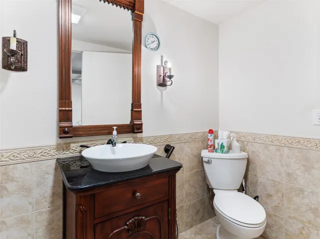 $290,000 | 106 West Watt Street, El Campo, TX 77437