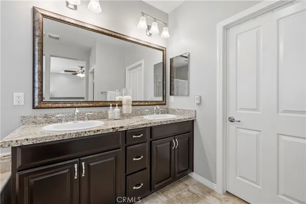 $1,200,000 | 29105 North West Hills, Valencia, CA 91354