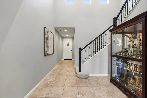 $1,200,000 | 29105 North West Hills, Valencia, CA 91354
