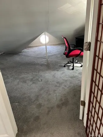 $3,200 | 100 Merrick Road, Lynbrook, NY 11563