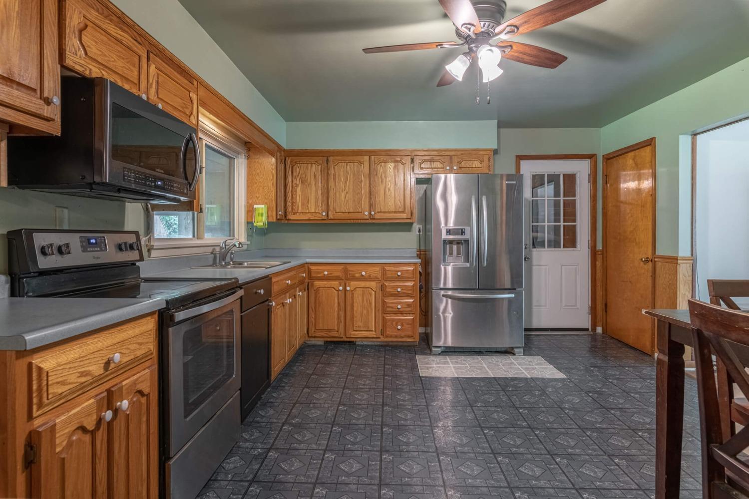 106 Marshall Road Middletown, OH 45042 - Photo 9 of 26 Gallery Image 9