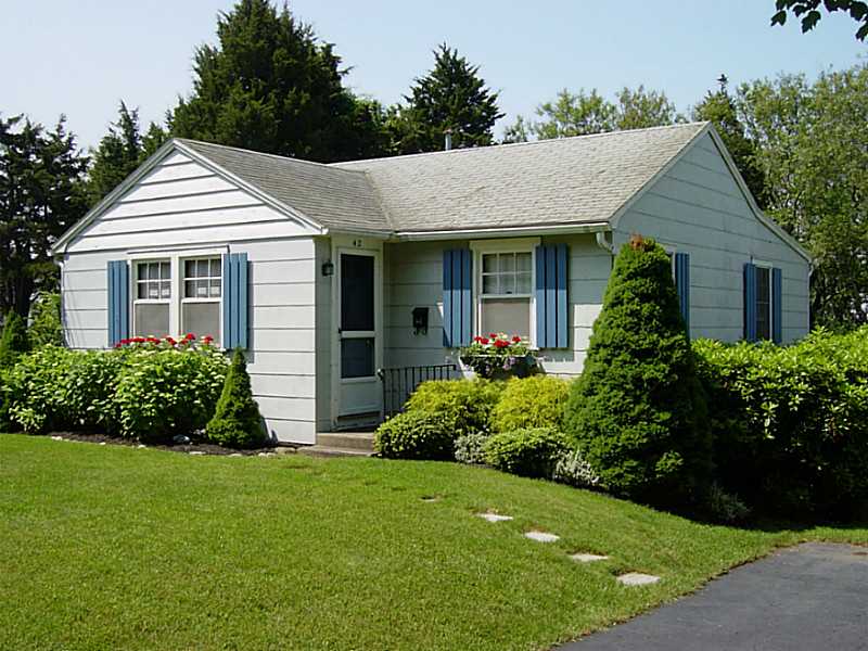 42 Fenway Road Westerly, RI 02891 - Photo 1 of 9 Exterior Front.