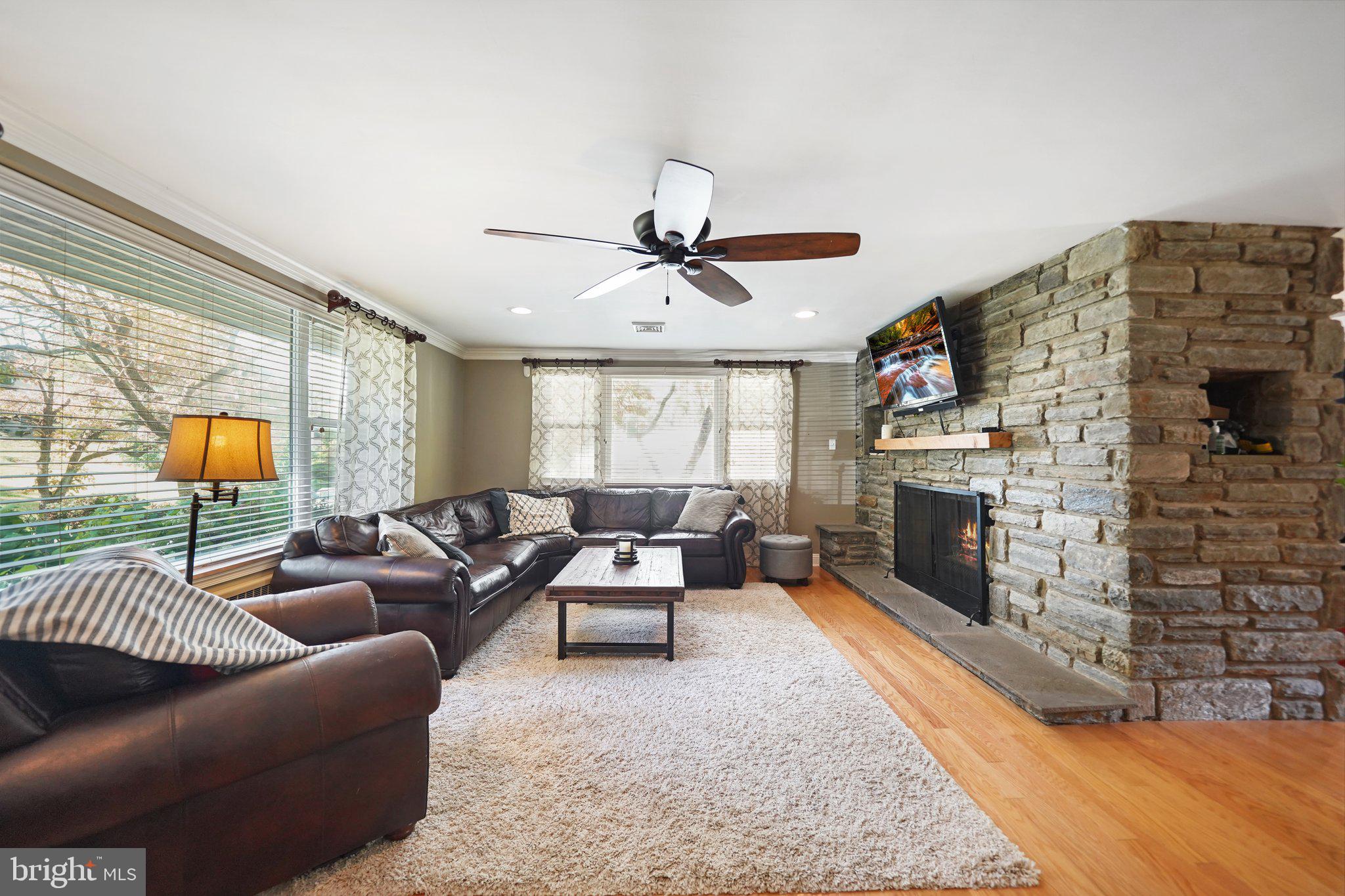 726 Cedar Grove Road Broomall, PA 19008 - Photo 2 of 28 Gallery Image 2