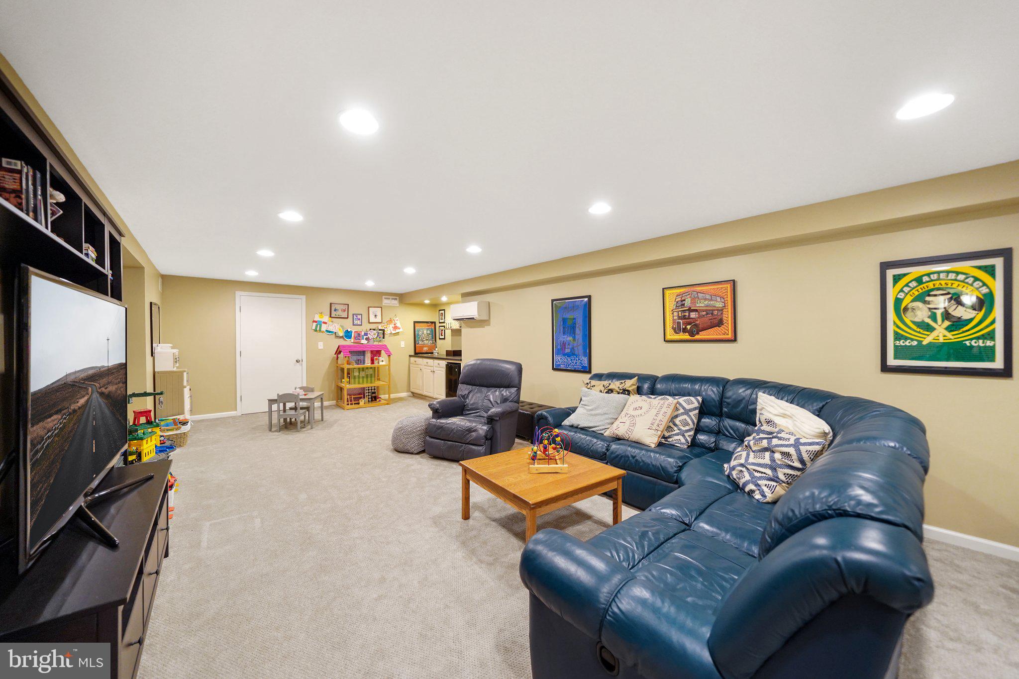 726 Cedar Grove Road Broomall, PA 19008 - Photo 16 of 28 Gallery Image 16