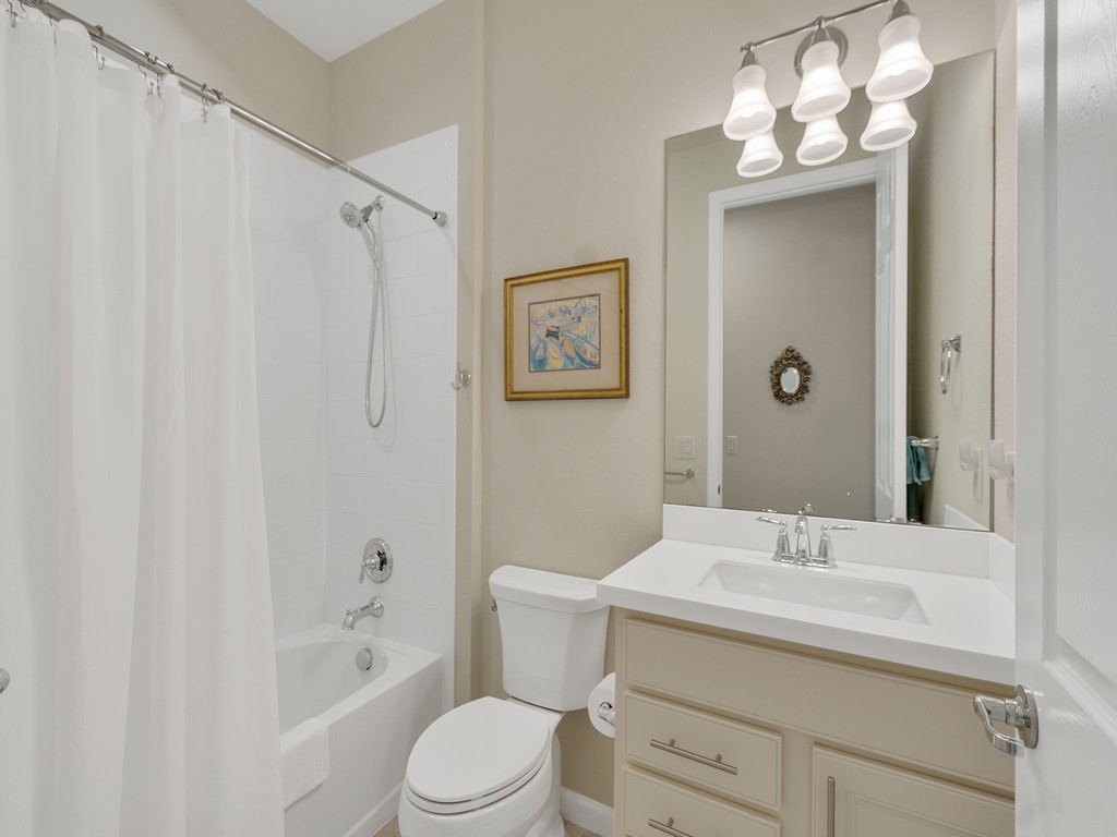 4633 Ibis Road Vero Beach, FL 32967 - Photo 8 of 29 Gallery Image 8