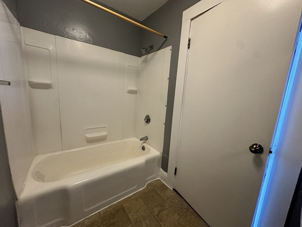 100 Cabot Street, Unit 7 Beverly, MA 01915 - Photo 10 of 18