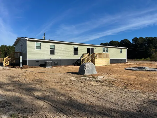 $362,500 | 239 Eagle Ter Trail, Cross, SC 29436