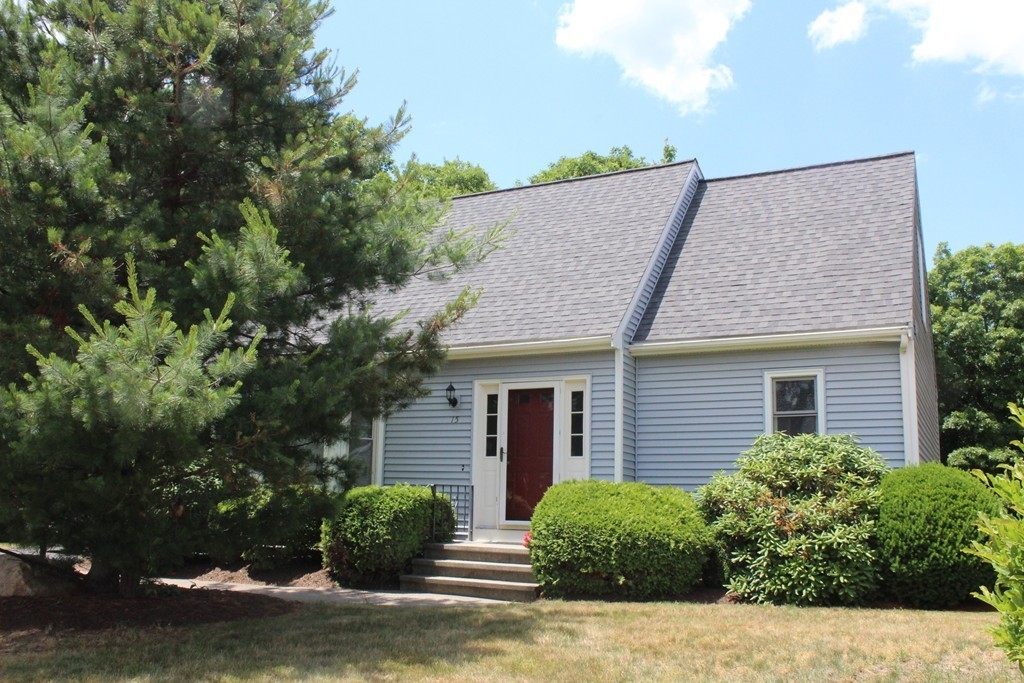 15 Country Side Road, Unit 15 Bellingham, MA 02019 - Photo 1 of 15