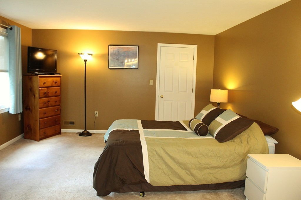 15 Country Side Road, Unit 15 Bellingham, MA 02019 - Photo 11 of 15