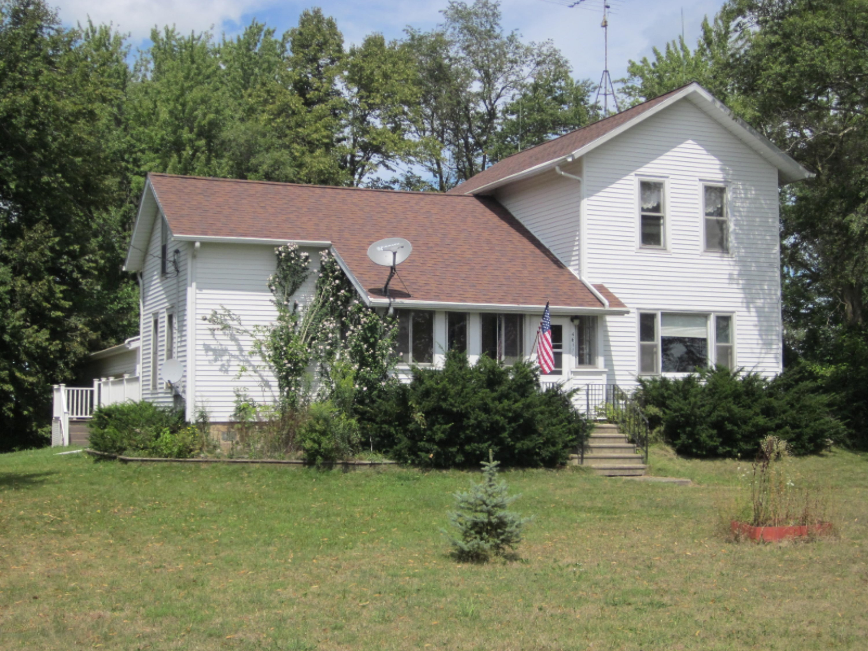 4611 Clarksville Road Portland, MI 48875 - Photo 1 of 31 Front
