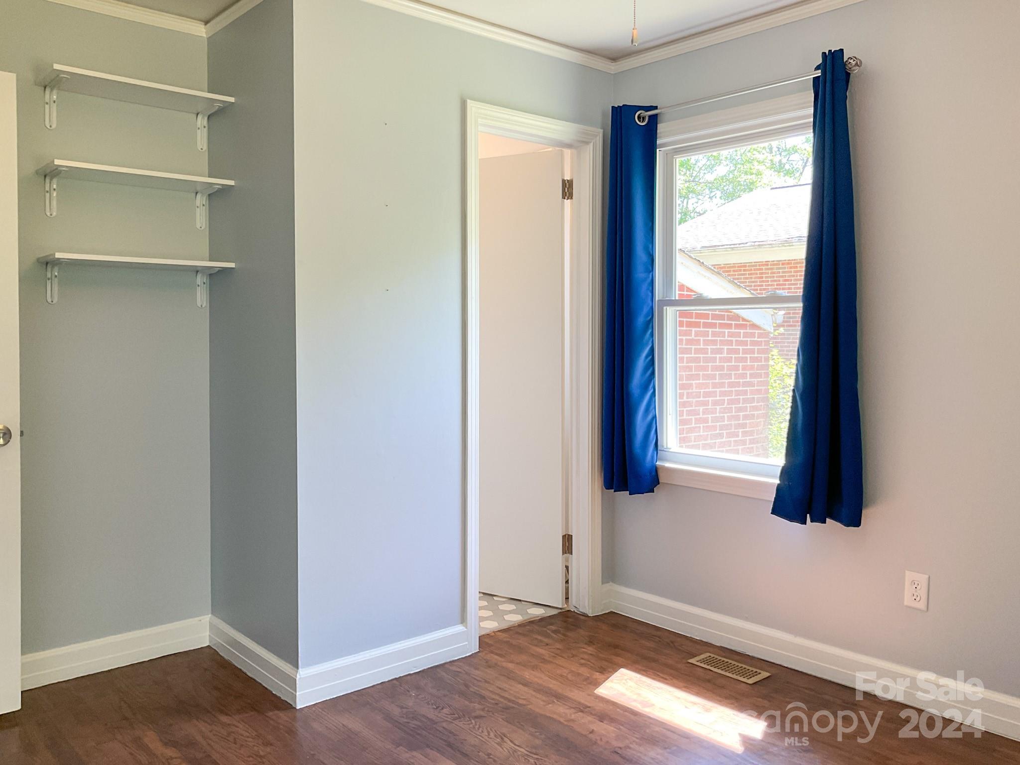 2207 East Lee Road Taylors, SC 29687 - Photo 12 of 23 Gallery Image 12