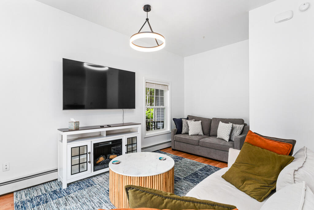9 Cascade Road, Unit A8 Old Orchard Beach, ME 04064 - Photo 16 of 39 DSC05132