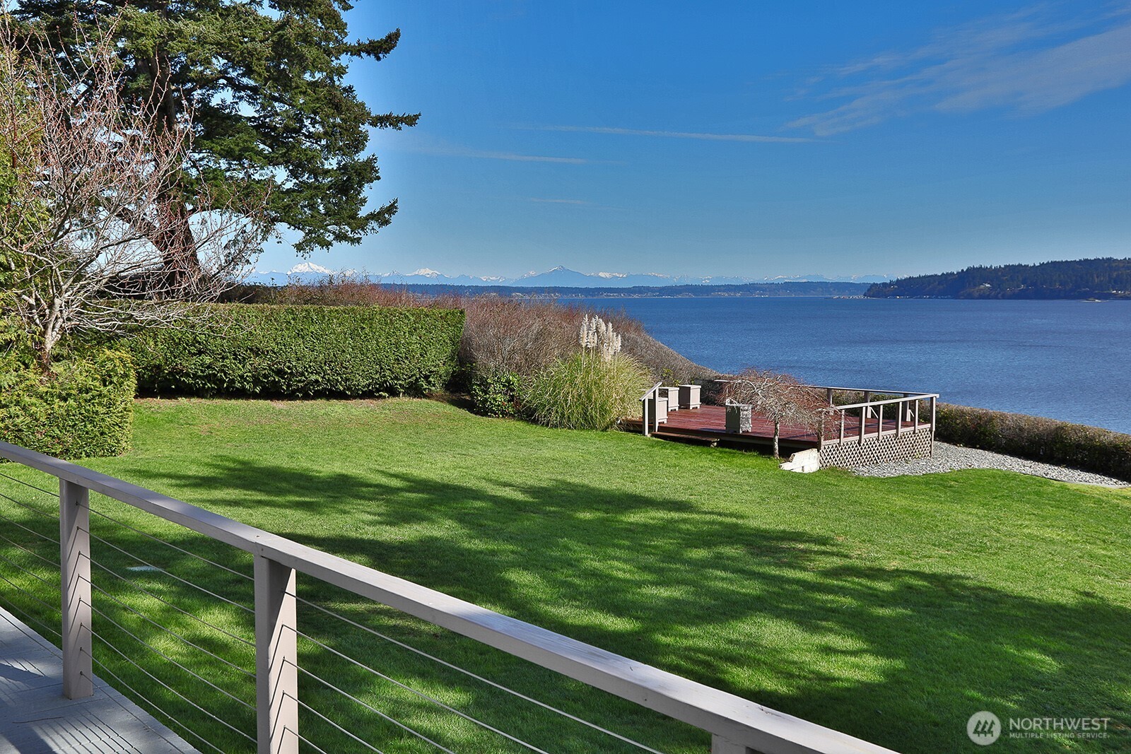 2693 North Bluff Road Greenbank, WA 98253 - Photo 1 of 40 Gallery Image 1