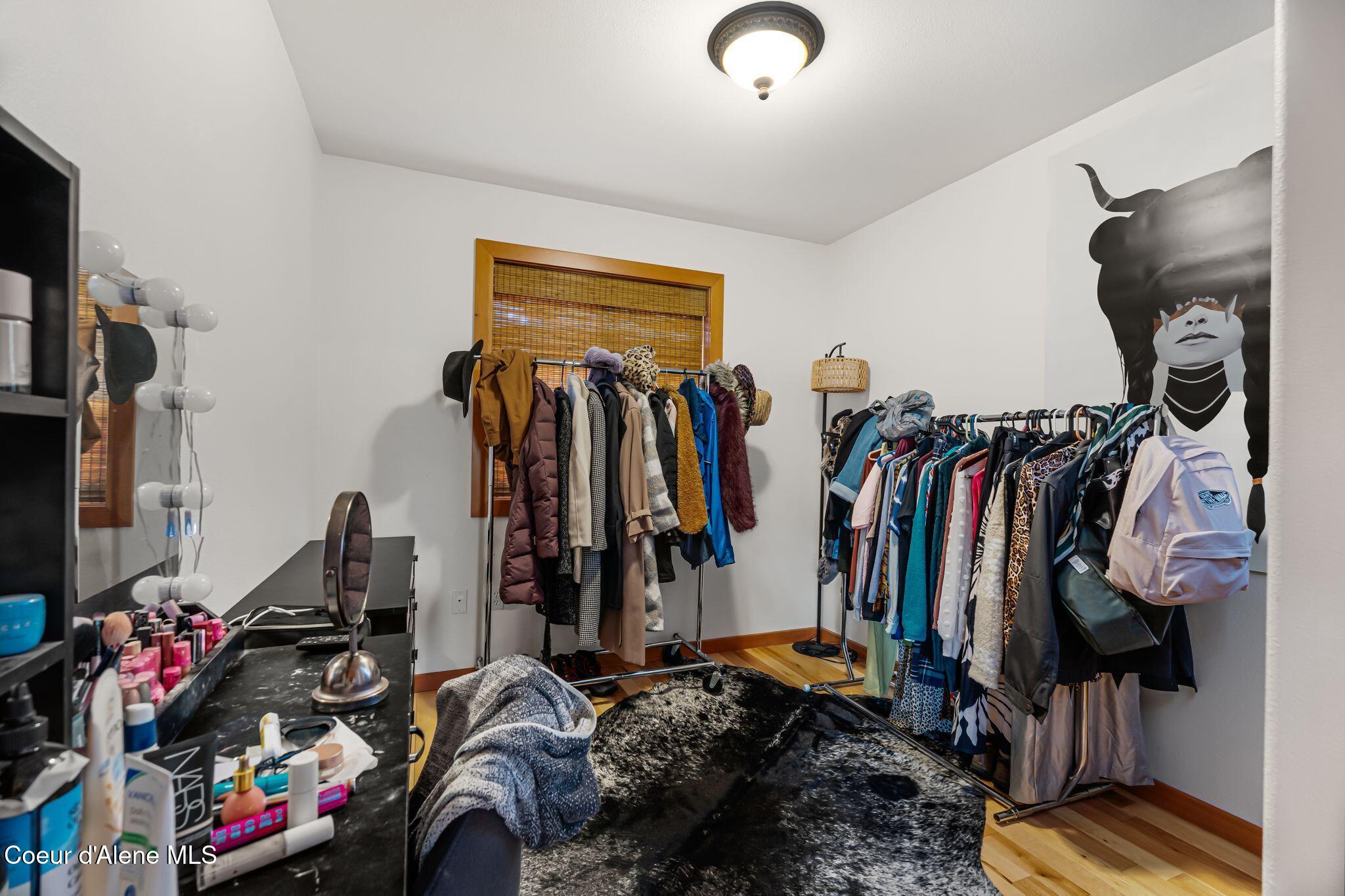 77 Fall Creek Road Naples, ID 83847 - Photo 16 of 41 Second Bedroom