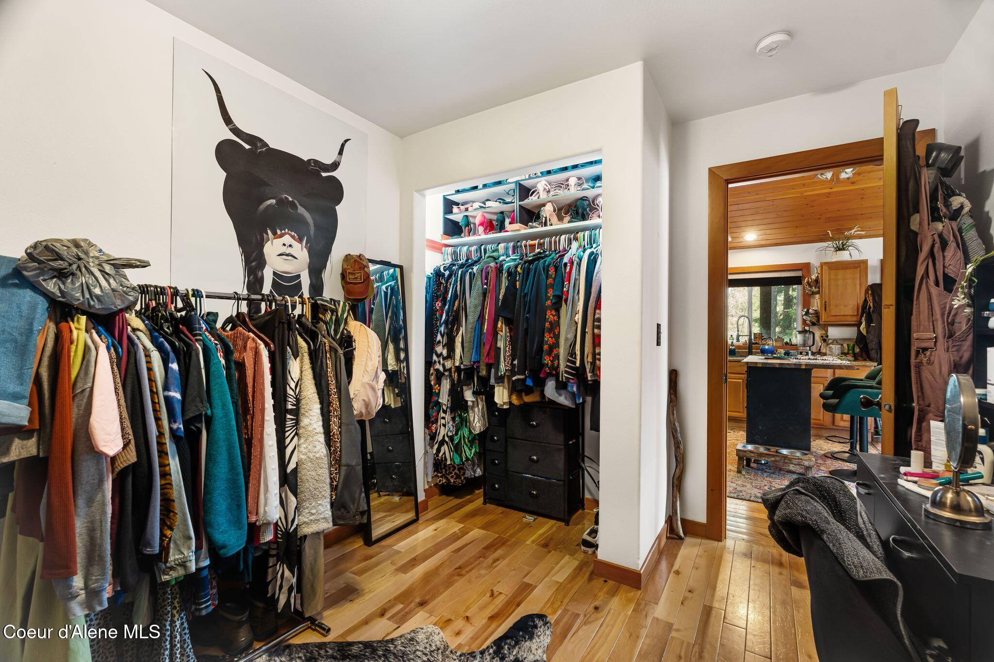 77 Fall Creek Road Naples, ID 83847 - Photo 17 of 41 Second Bedroom