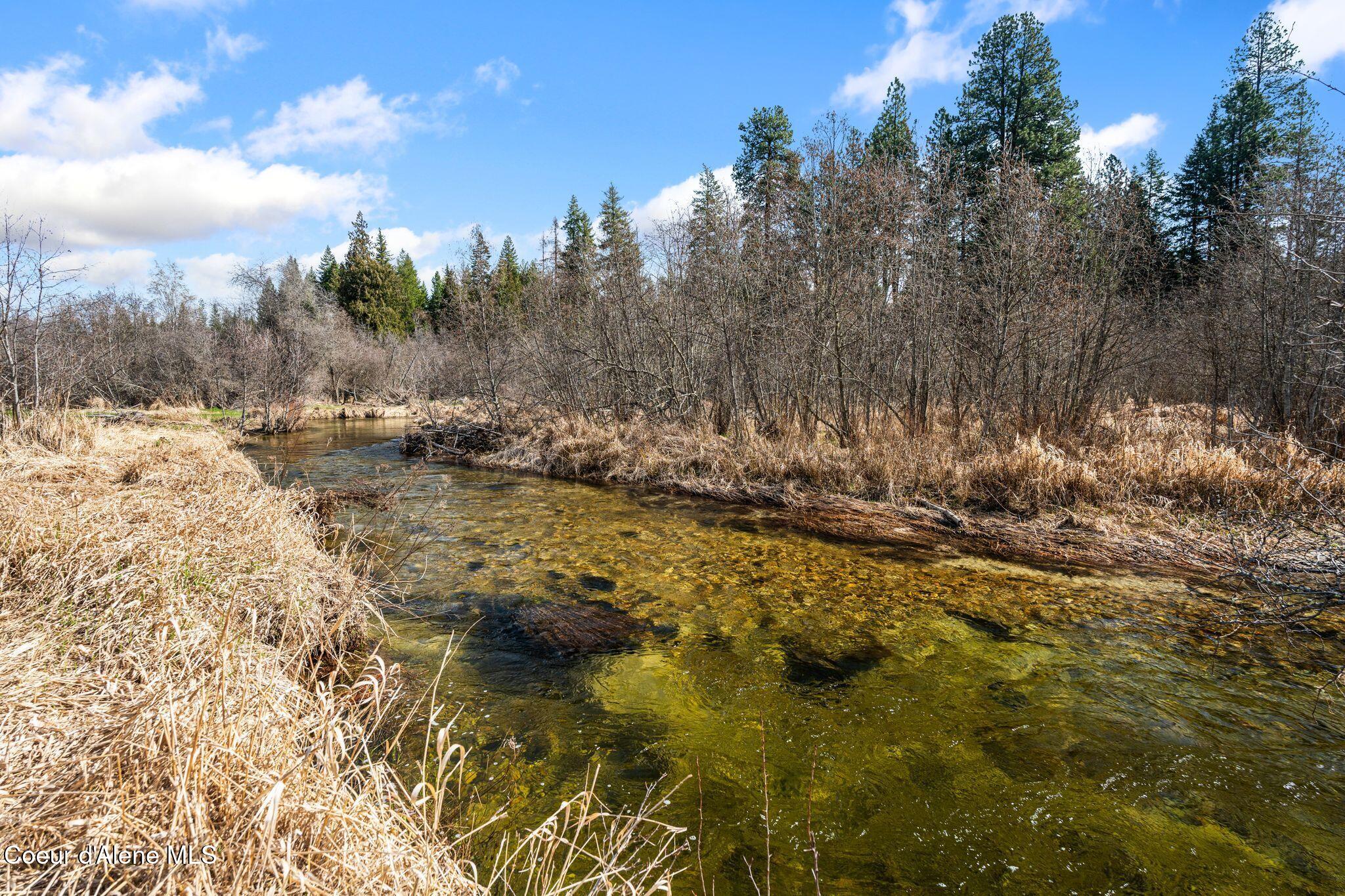 77 Fall Creek Road Naples, ID 83847 - Photo 21 of 41 Fall Creek