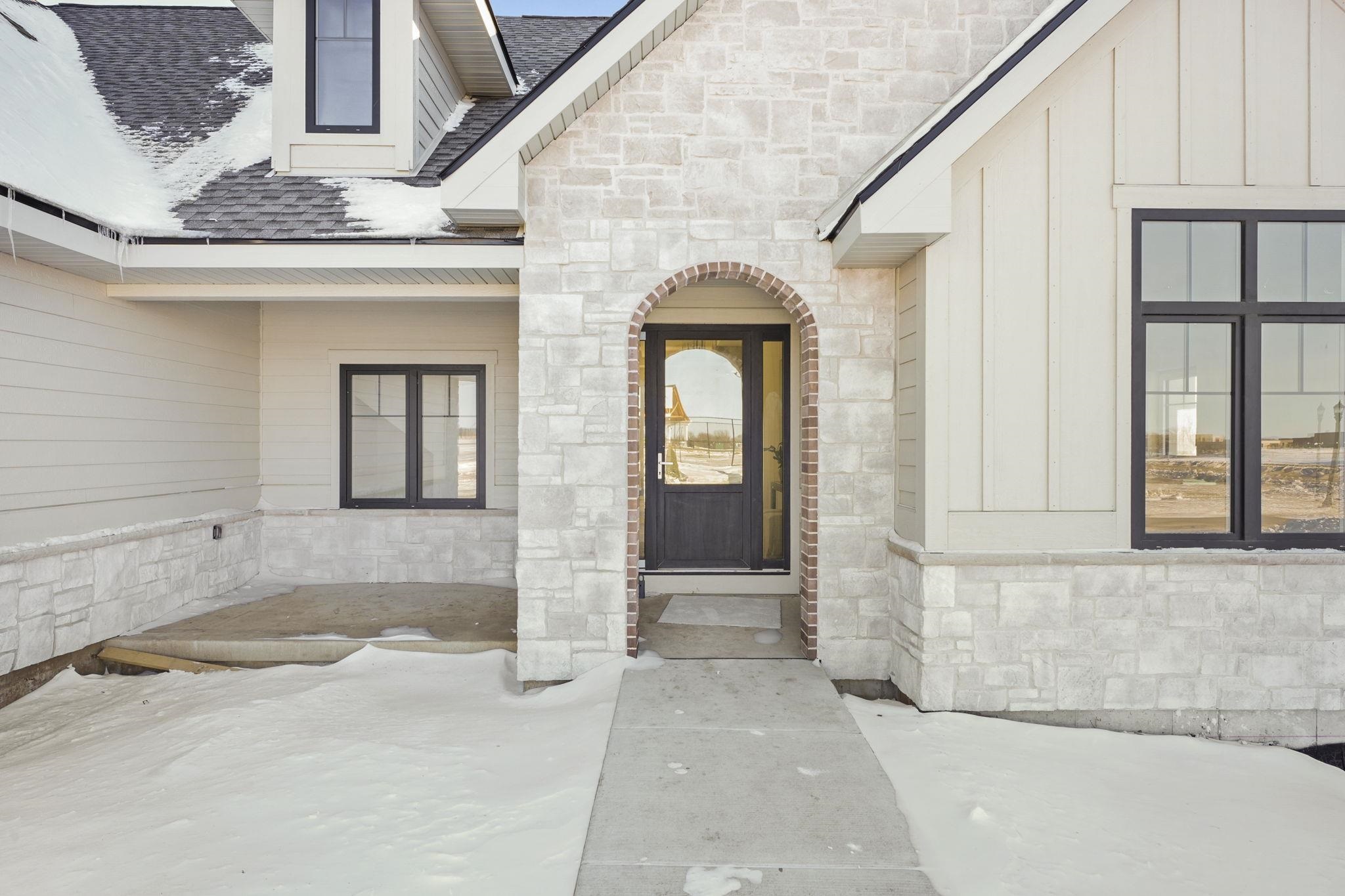 1102 Winn Waunakee, WI 53597 - Photo 4 of 52