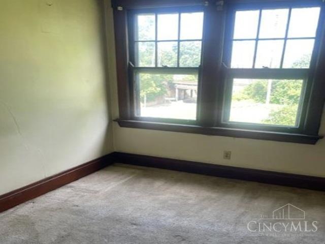 81 East Galbraith Road Cincinnati, OH 45216 - Photo 12 of 16