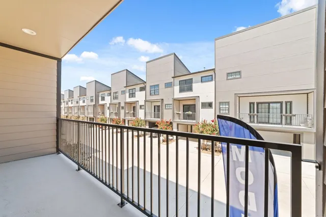 $2,300 | 11932 North Hoa Sen Circle, Houston, TX 77072