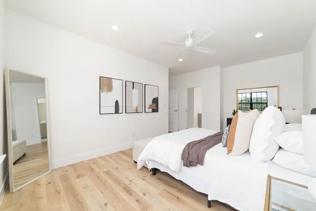 $2,300 | 11932 North Hoa Sen Circle, Houston, TX 77072